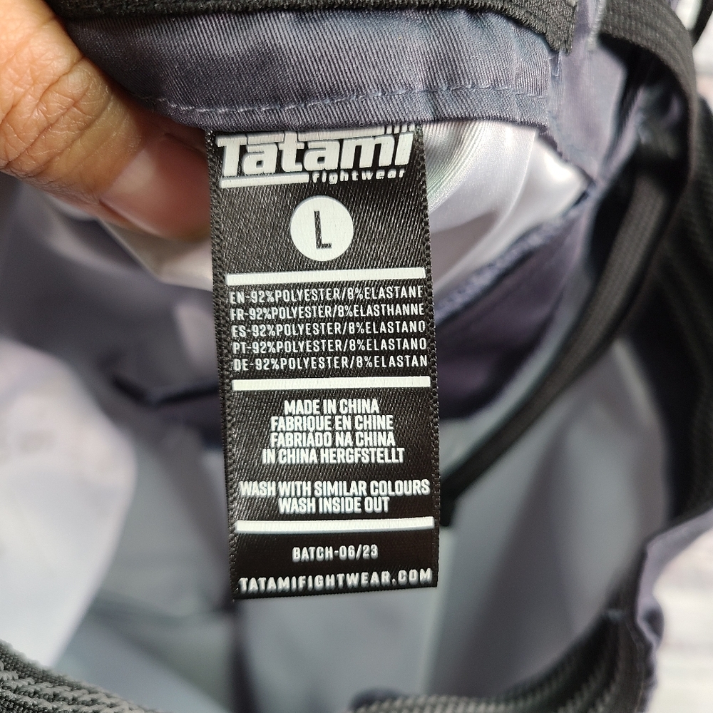 Tatami Fightwrar Shorts Size 9-11 - Picture 5 of 5